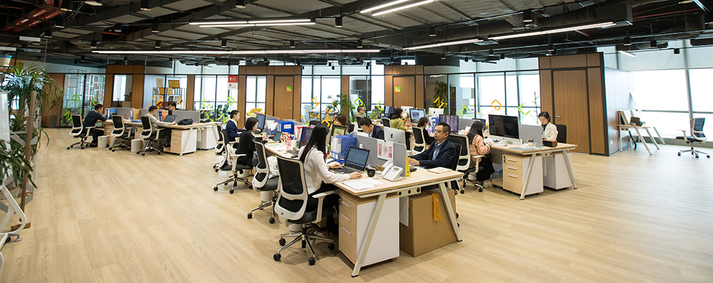 設(shè)計(jì)中心辦公區(qū)-1.jpg 設(shè)計(jì)中心辦公區(qū)-1.jpg